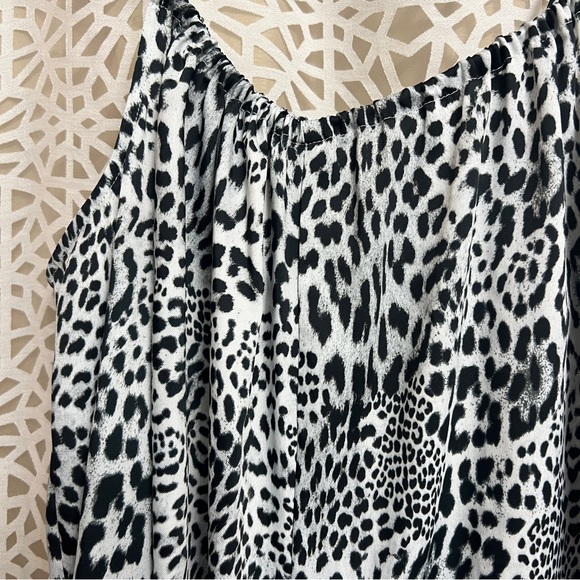 Anthropologie Wide Leg Animal Print Jumpsuit Size M - Picture 4 of 8